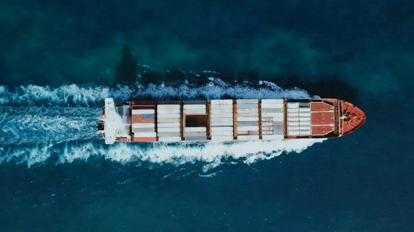 Ngành vận tải biển lên các phương án tránh eo biển Hormuz