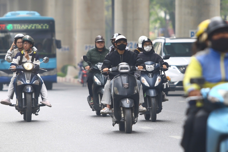 Hanoi plans to support residents to transit to clean vehicles