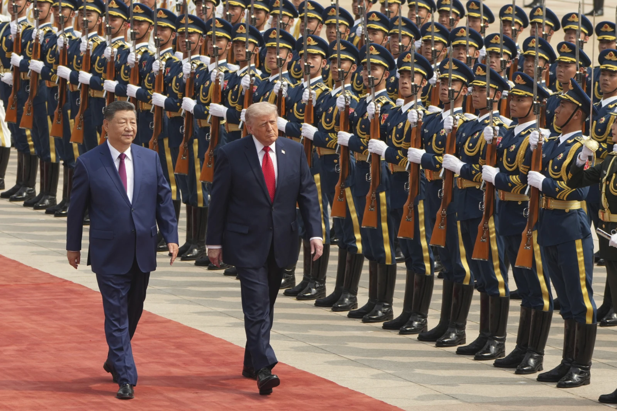 Chủ tịch Trung Quốc Tập Cận Bình chủ trì lễ đón Tổng thống Mỹ Donald Trump tại Đại lễ đường Nhân dân ở Bắc Kinh vào thứ Năm (14/5/2026) - Ảnh: AP