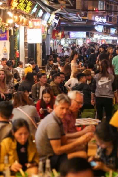 Hanoi aims for night economy to contribute 12% of GRDP by 2045