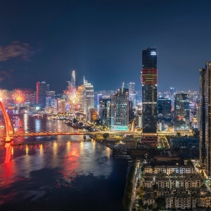 TP. Hồ Chí Minh trong khoảnh khắc chuyển mình, phát triển mạnh mẽ khách sạn hạng sang, bất động sản hàng hiệu, đầu tư và phong cách sống đô thị quốc tế.