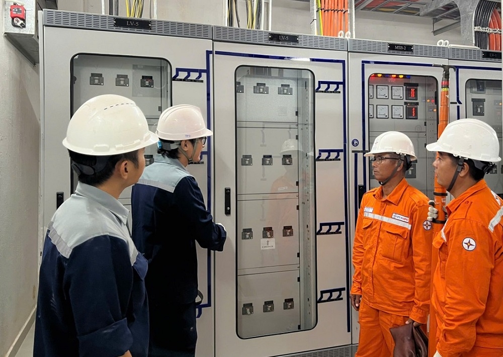 Ngành điện đẩy mạnh công tác tuyên truyền tiết kiệm điện. Ảnh minh họa.