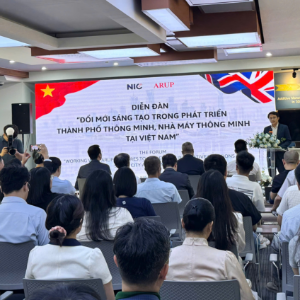 Diễn đàn “Đổi mới sáng tạo trong phát triển thành phố thông minh, nhà máy thông minh tại Việt Nam” diễn ra vào chiều ngày 15/5.