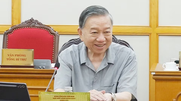 Bộ Chính trị cho ý kiến hoàn thiện thể chế vượt trội, tạo động lực mới cho Thành phố Hồ Chí Minh