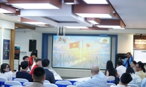 Sự kiện Demo Day mang đến một không gian triển lãm kết nối, trực tiếp trải nghiệm giải pháp của các startup, đồng kiến tạo Việt Nam - Nhật Bản thông qua các câu chuyện thực tế. 