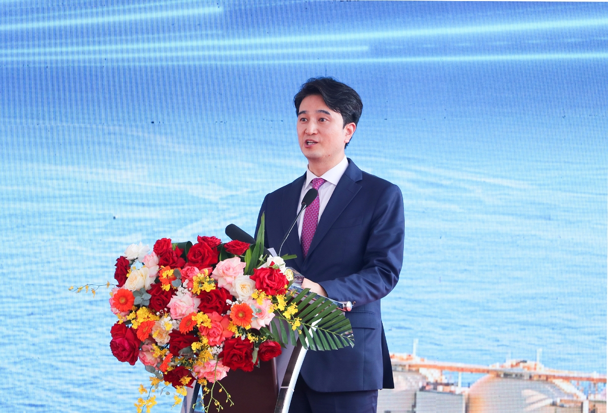 Đại diện nhà đầu tư phát biểu tại buổi lễ.