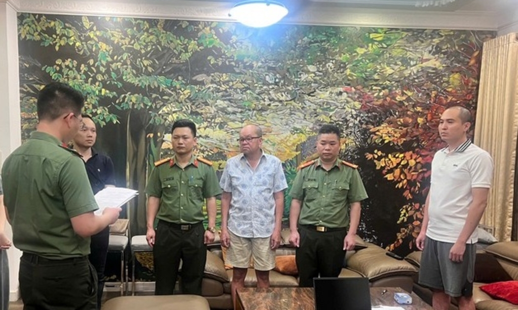Bắt đối tượng vận chuyển trái phép gần 90 tấn nguyên liệu liên quan chất phóng xạ