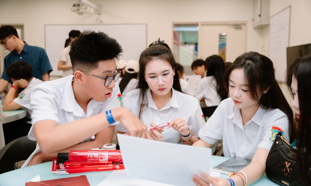 Chuyển đổi số ngân hàng: Nhóm nhân sự nào được ngân hàng săn đón?