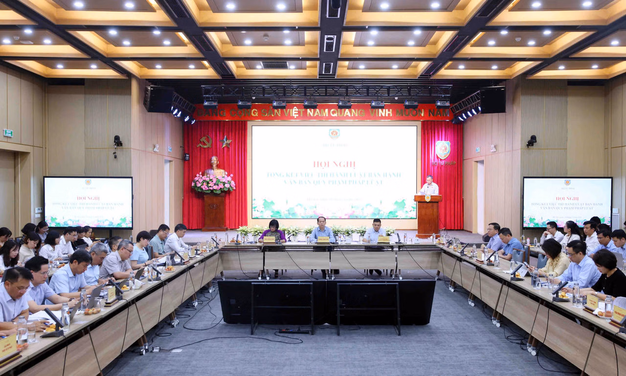 Tiếp tục rà soát văn bản quy phạm pháp luật để tránh chồng chéo, mâu thuẫn