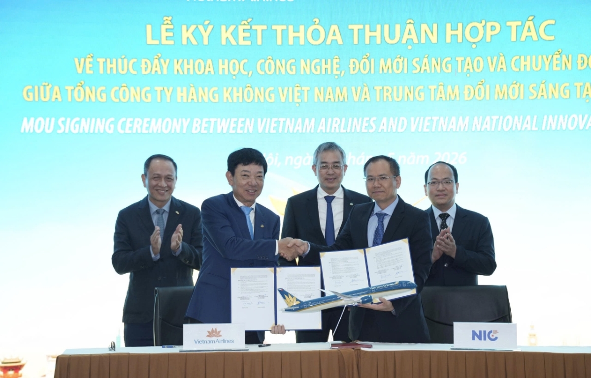 Vietnam Airlines và Trung tâm Đổi mới sáng tạo Quốc gia đã ký kết Thỏa thuận hợp tác về thúc đẩy khoa học, công nghệ, đổi mới sáng tạo và chuyển đổi số.
