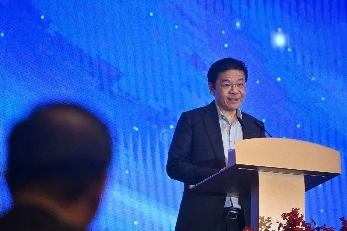 Thủ tướng Lawrence Wong cho biết Singapore đã bắt đầu nghiên cứu năng lượng hạt nhân từ hơn một thập kỷ trước và đang từng bước xây dựng năng lực nội tại, đặc biệt trong lĩnh vực an toàn hạt nhân. Ảnh: ARIFFIN JAMAR/ST