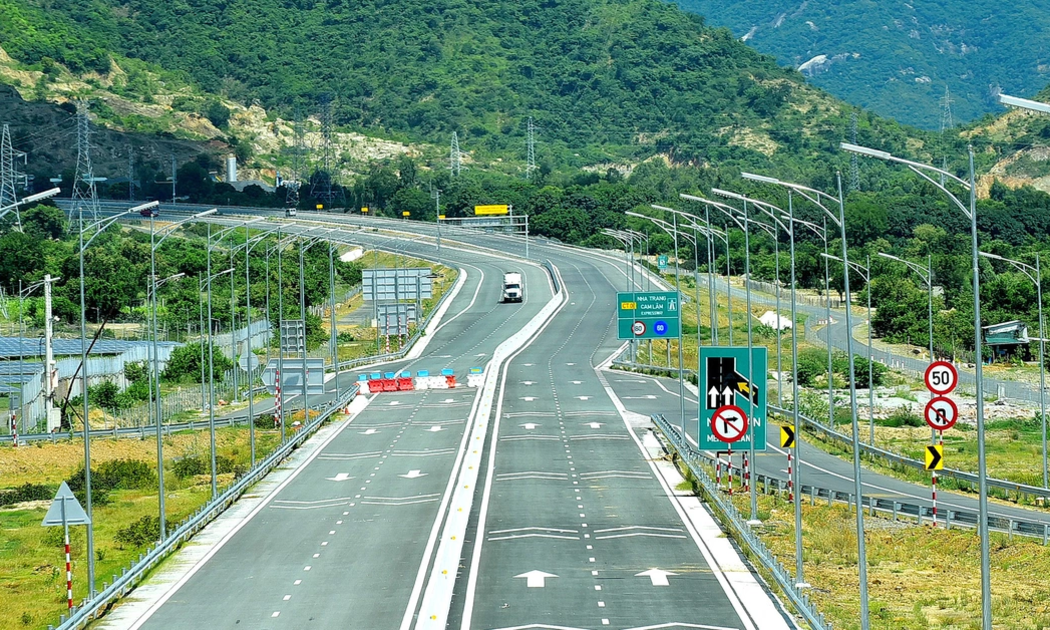 Có 13 tuyến cao tốc dự kiến được triển khai thu phí.