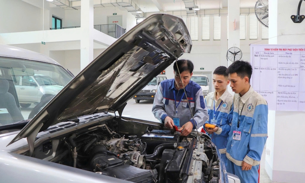 Ngành ô tô Việt trước bài toán nhân lực cơ khí chính xác chất lượng cao