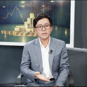 Ông Nguyễn Thế Minh, Giám đốc Khối Ngân hàng Đầu tư kiêm Phó Giám đốc Khối Kinh doanh Chứng khoán, Công ty Cổ phần Chứng khoán An Bình (ABS). 