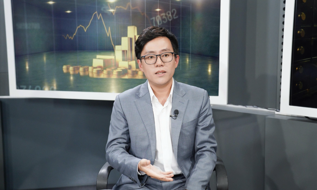 Ông Nguyễn Thế Minh, Giám đốc Khối Ngân hàng Đầu tư kiêm Phó Giám đốc Khối Kinh doanh Chứng khoán, Công ty Cổ phần Chứng khoán An Bình (ABS).