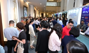 WFIS Việt Nam 2026 có sự góp mặt của hơn 500 đại biểu, lãnh đạo cấp cao bao gồm các CEO, CIO, CTO, lãnh đạo chuyển đổi số, lãnh đạo quản trị rủi ro, cơ quan quản lý và nhiều nhà hoạch định chiến lược cấp cao đến từ hơn 100 tổ chức tài chính hàng đầu Việt Nam