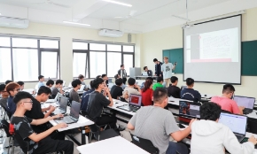 Những năm gần đây, khởi nghiệp đổi mới sáng tạo đã trở thành một trong những chủ đề được thúc đẩy mạnh trong hệ thống giáo dục đại học.