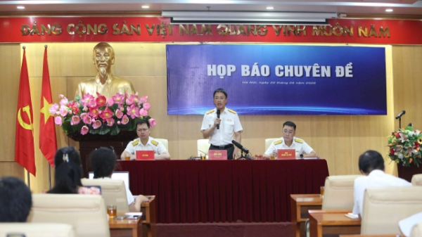 Cục Thuế lên tiếng về việc nợ thuế ít vẫn bị tạm hoãn xuất cảnh