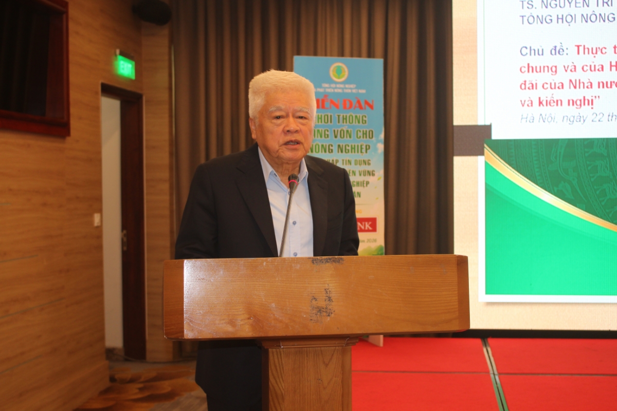 TS Nguyễn Trí Ngọc: 