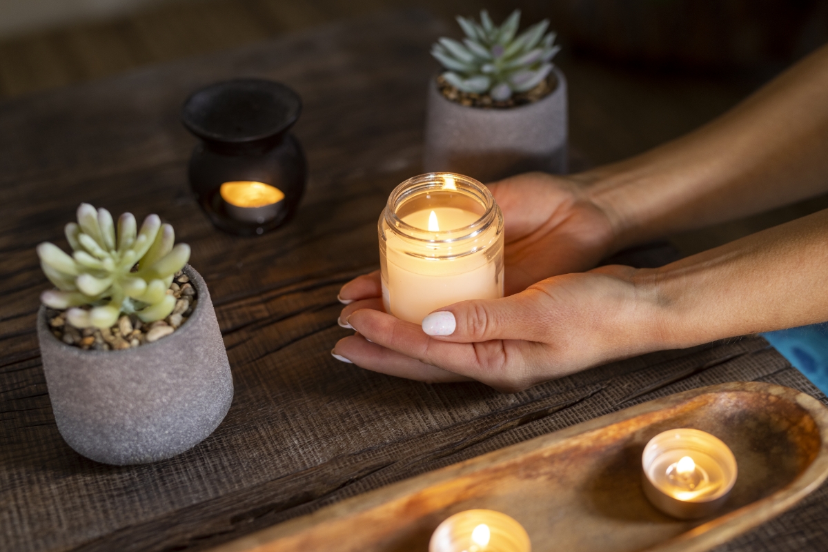 Sản phẩm tinh thần trở thành một phần không thể thiếu trong lối sống hiện đại của giới trẻ.
