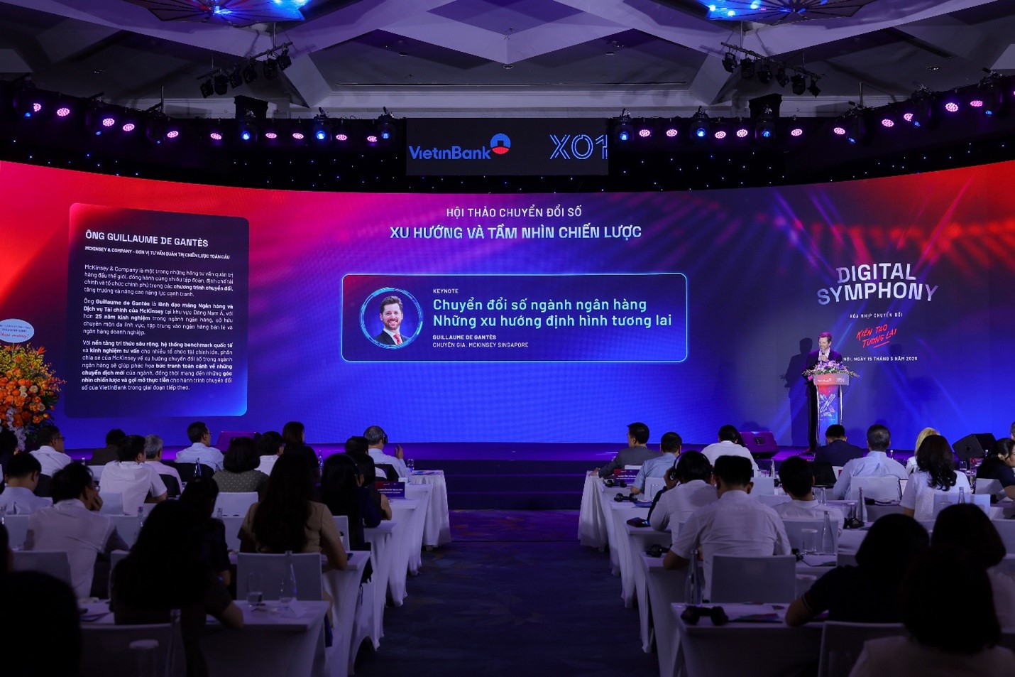 Chuyên gia Guillaume de Gantès trình bày keynote về chủ đề: “Chuyển đổi số ngành ngân hàng - Những xu hướng định hình tương lai”.