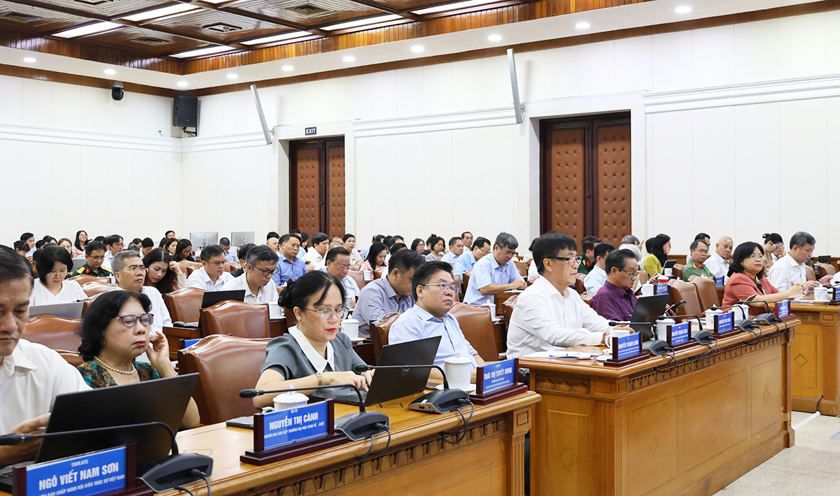 Các chuyên gia, đại biểu tham dự hội thảo - Ảnh: Cổng thông tin điện tử TP. Hồ Chí Minh
