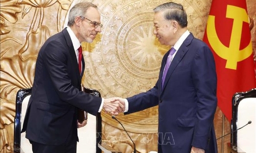 Amazon reaffirms long-term commitment to Vietnam’s digital and human development