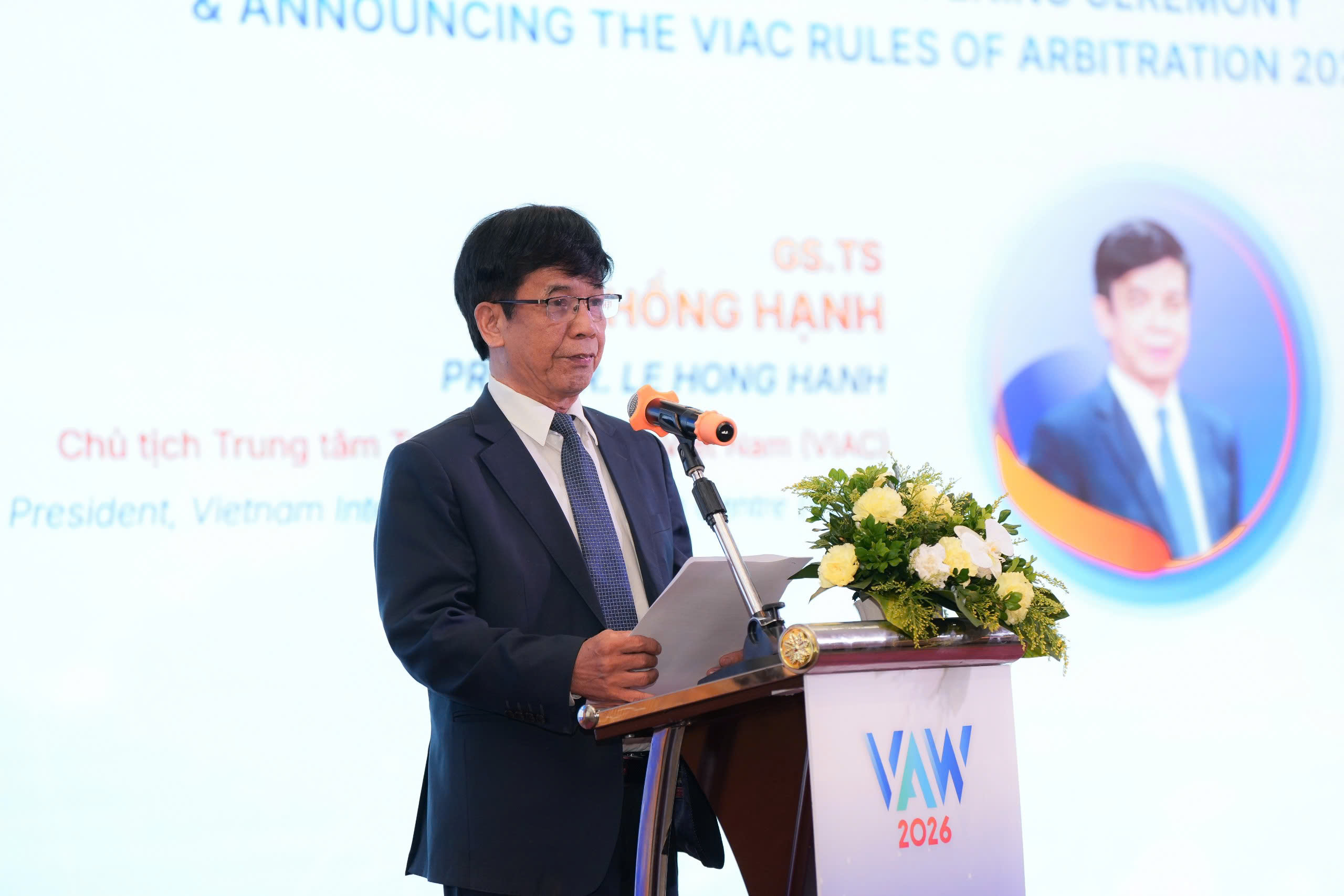 GS.TS. Lê Hồng Hạnh, Chủ tịch VIAC. 