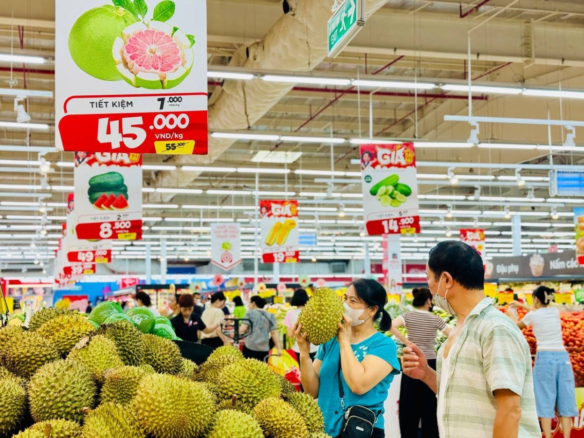 Kiểm soát chi phí, đảm bảo chất lượng hàng hóa hiện là giải pháp căn cơ để tạo niềm tin, kích thích sức mua.