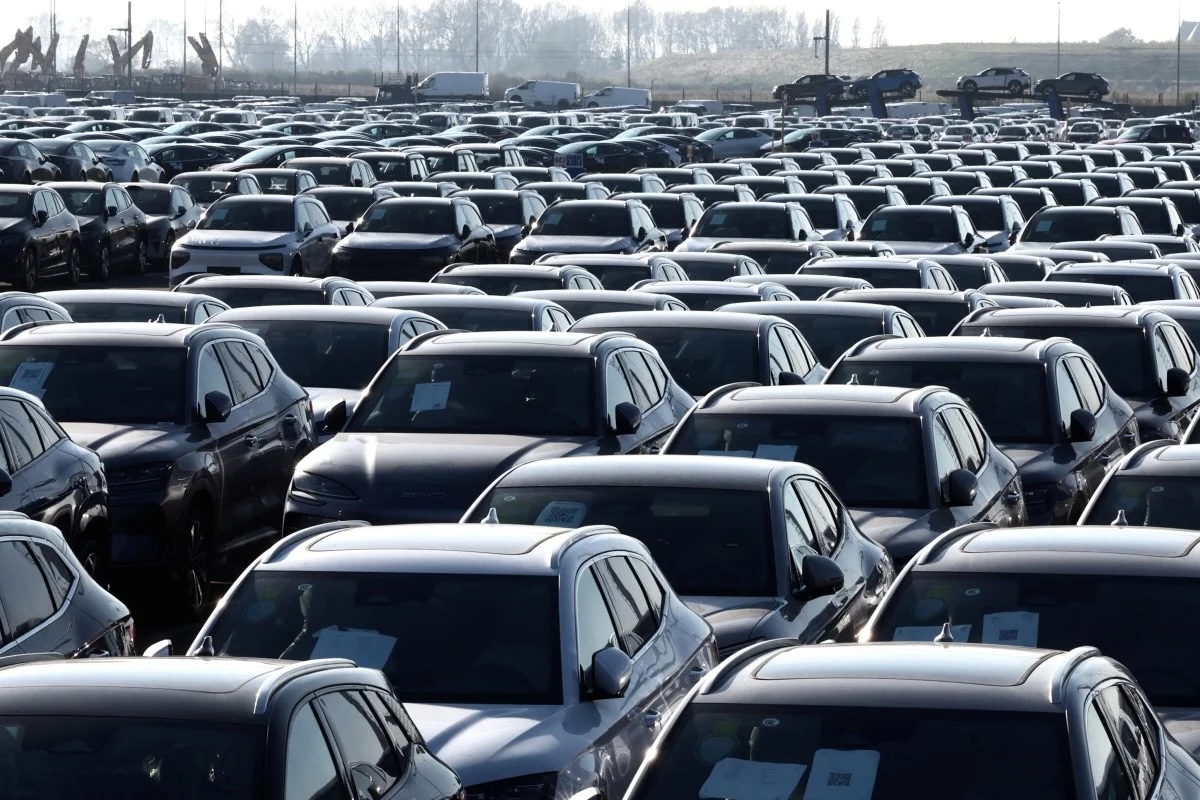 Trong bối cảnh lo ngại ngày càng tăng về an ninh mạng liên quan đến xe kết nối của Trung Quốc, EU có thể sẽ phải áp dụng các biện pháp hạn chế hơn, bao gồm cả việc sao chép các quy định của Mỹ cấm sử dụng phần mềm và phần cứng của Trung Quốc trong ô tô bán tại Mỹ. Ảnh: SCMP.