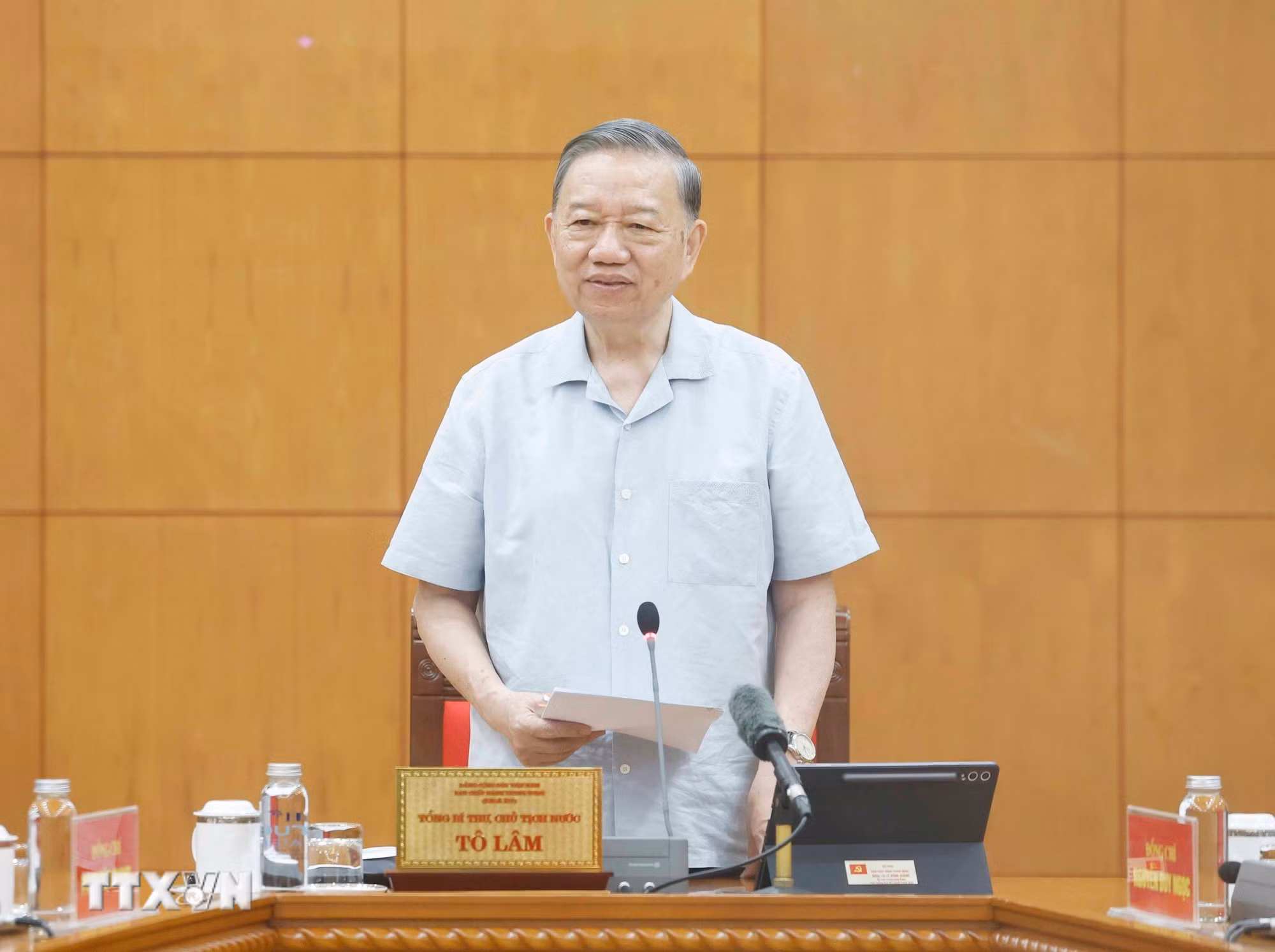 Phải xây dựng nền khoa học cơ bản hiện đại, tự chủ và có tầm nhìn dài hạn