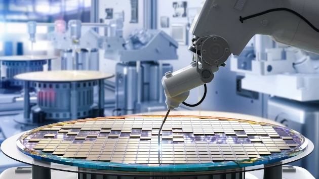 HCMC accelerates semiconductor development in high-tech park