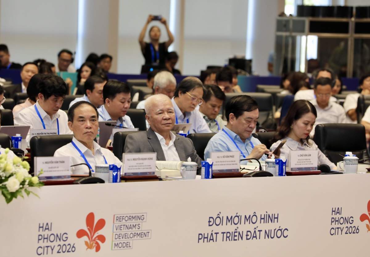 Hội thảo có sự phối hợp chuyên môn của Tạp chí Cộng sản, Nhà xuất bản Chính trị Quốc gia Sự thật và Hội Khoa học Kinh tế Việt Nam và Tạp chí Kinh tế Việt Nam.&nbsp;