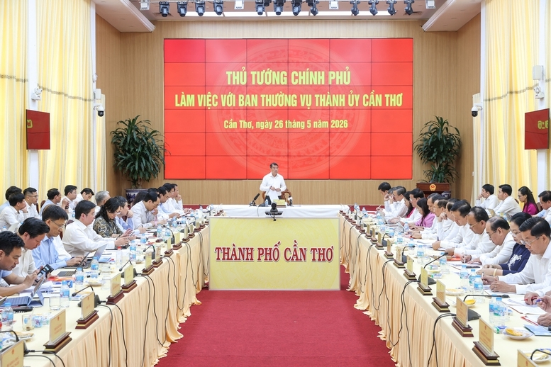 Thủ tướng Lê Minh Hưng làm việc với Ban Thường vụ Thành ủy Cần Thơ - Ảnh: VGP