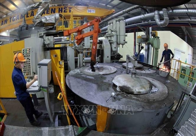 Công ty TNHH BIGL Việt Nam (vốn đầu tư của Singapore) tại KCN Sông Công II (tỉnh Thái Nguyên) chuyên sản xuất, gia công các sản phẩm linh kiện điện tử. Ảnh: TTXVN