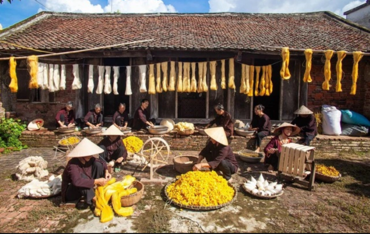 Làng dệt đũi Nam Cao ở tỉnh Hưng Yên.