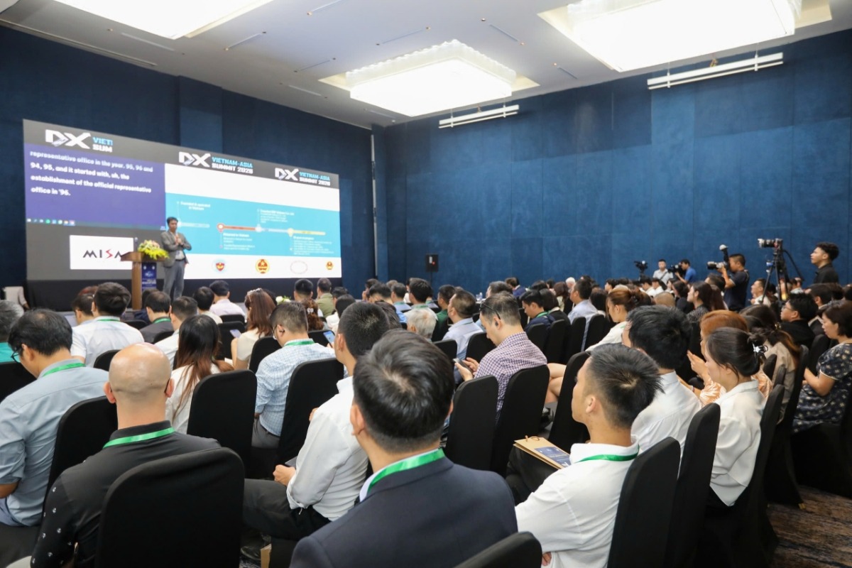 Diễn đàn Vietnam – Asia DX Summit 2026 quy tụ hơn 2.000 đại biểu đến từ 12 nền kinh tế, và 18 tỉnh, thành phố. 