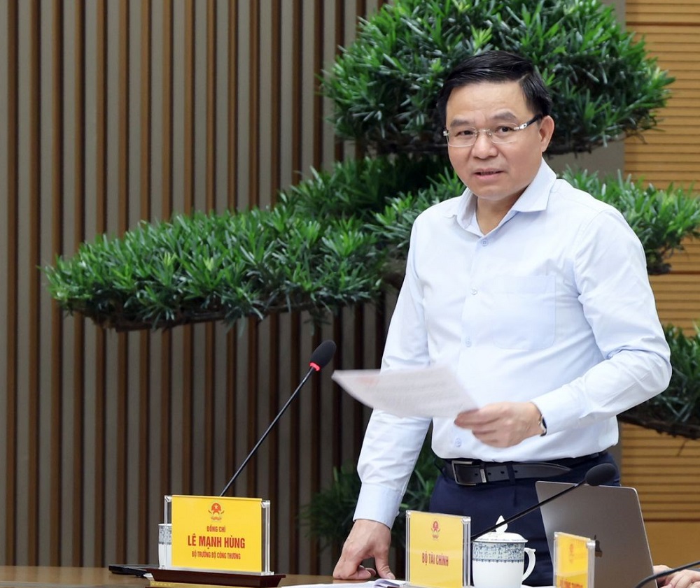 Bộ trưởng Bộ Công Thương Lê Mạnh Hùng: "An ninh năng lượng không chỉ là bảo đảm đủ nguồn cung điện mà còn phải duy trì vận hành hệ thống an toàn, liên tục trong các tình huống cực đoan". Ảnh: VGP.