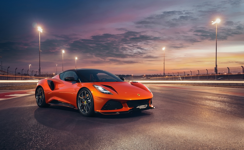 Lotus Emira 420 Sport ra mắt toàn cầu, sớm có mặt tại Việt Nam