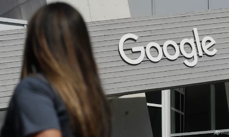 Logo Google tại trụ sở công ty ở Mountain View, California, Mỹ. Ảnh: AP/Jeff Chiu.

