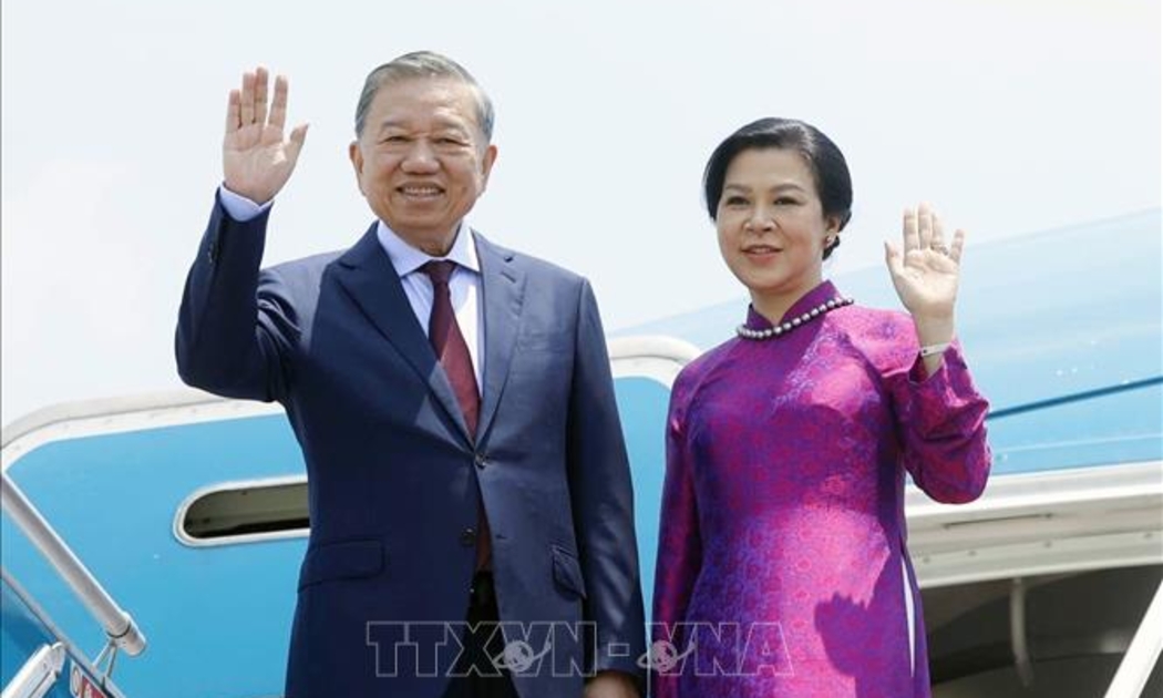 Tổng Bí thư, Chủ tịch nước Tô Lâm và Phu nhân lên đường thăm chính thức Vương quốc Thái Lan. Ảnh: TTXVN