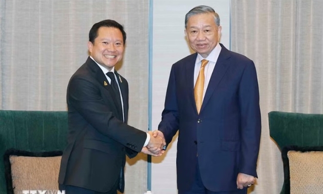 Vietnam welcomes Thai investment: Top leader