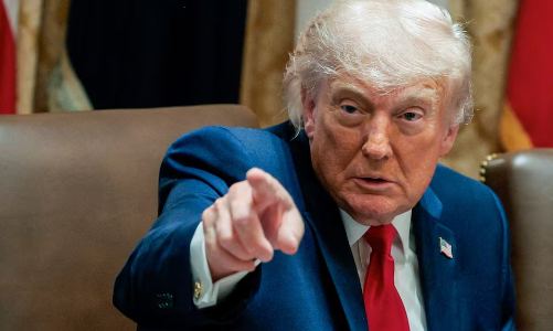 Trump bác bỏ khả năng Iran và Oman kiểm soát eo biển Hormuz, thỏa thuận vẫn bế tắc