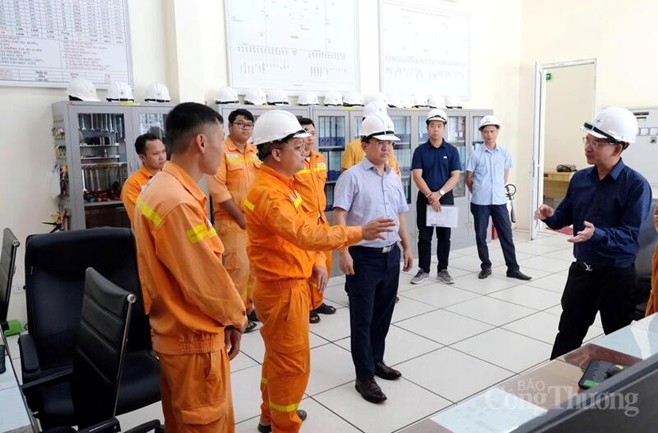 Với các giải pháp linh hoạt, NSMO đã giữ vững hệ thống điện và điện cho miền Bắc trong những ngày cao điểm nắng nóng.