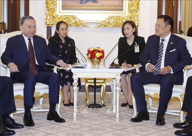Tổng Bí thư, Chủ tịch nước Tô Lâm và Thủ tướng Thái Lan Anutin Charnvirakul hội đàm hẹp. Ảnh: TTXVN