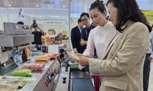 Da Nang hosts specialized F&B trade promotion exhibition