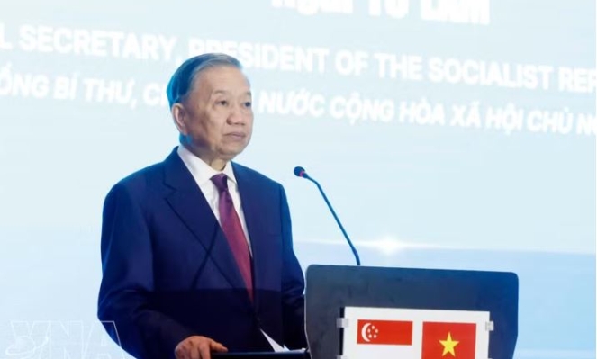 Technology set to become key pillar in Vietnam-Singapore cooperation: Top leader