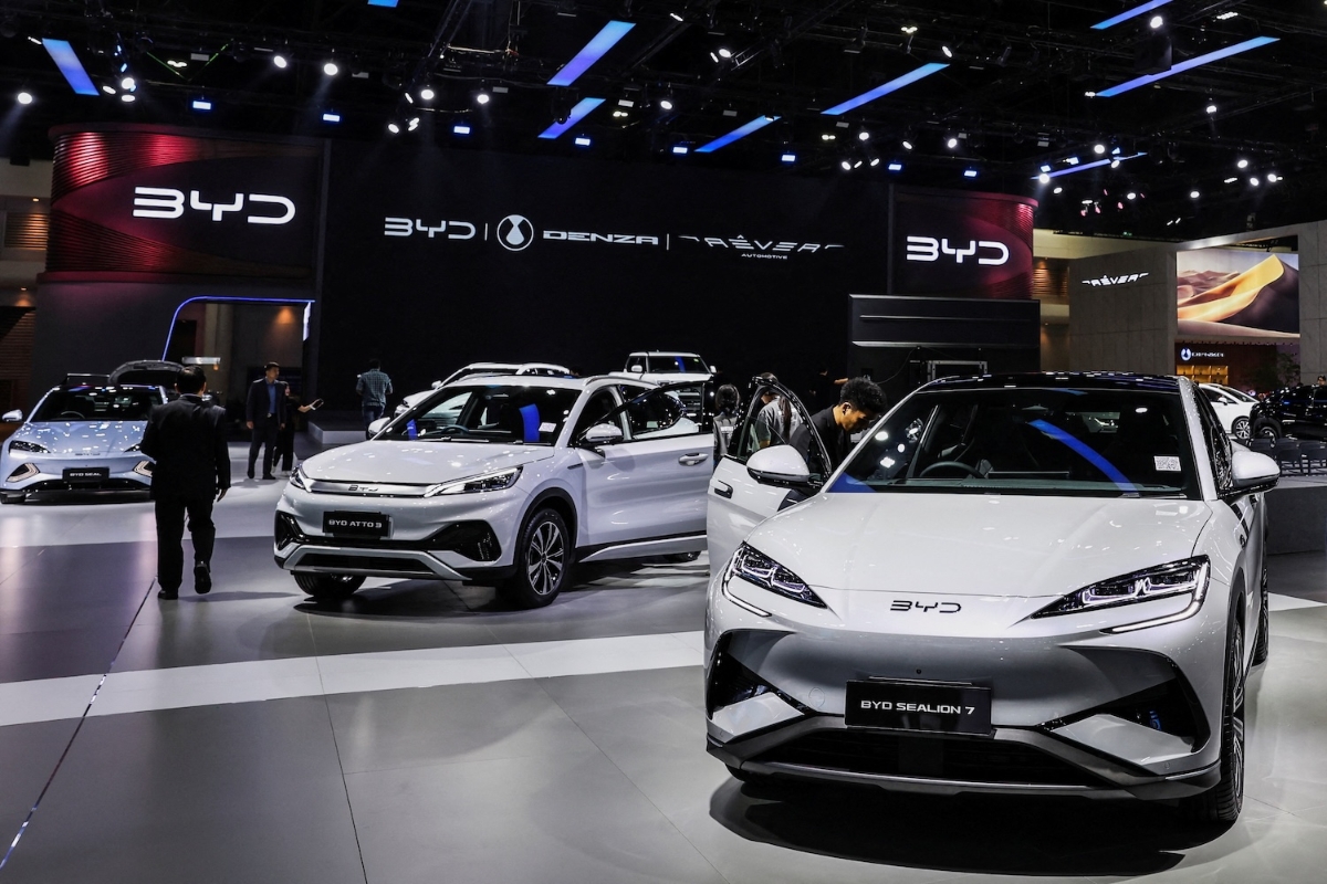 BYD đã vượt Tesla trở thành nhà sản xuất xe điện lớn nhất thế giới trong năm ngoái.