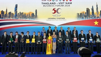 PV Power and B.GRIMM sign agreement for $2bln LNG Power Project in Ha Tinh province