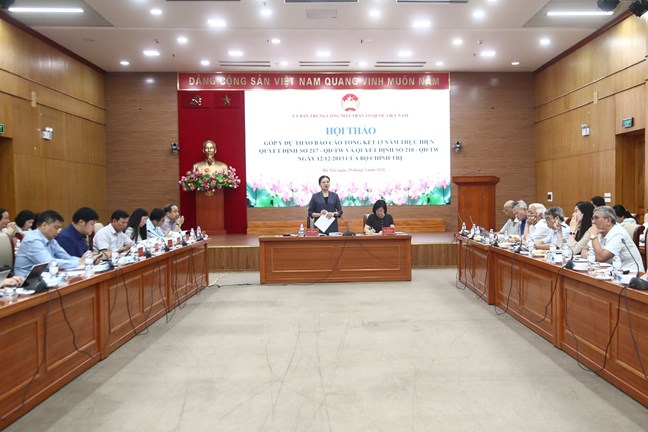  Quang cảnh Hội thảo. Ảnh: Mặt trận.